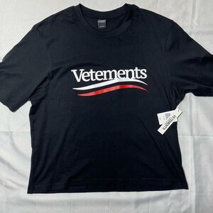 Vetements Black Crewneck Logo Tee